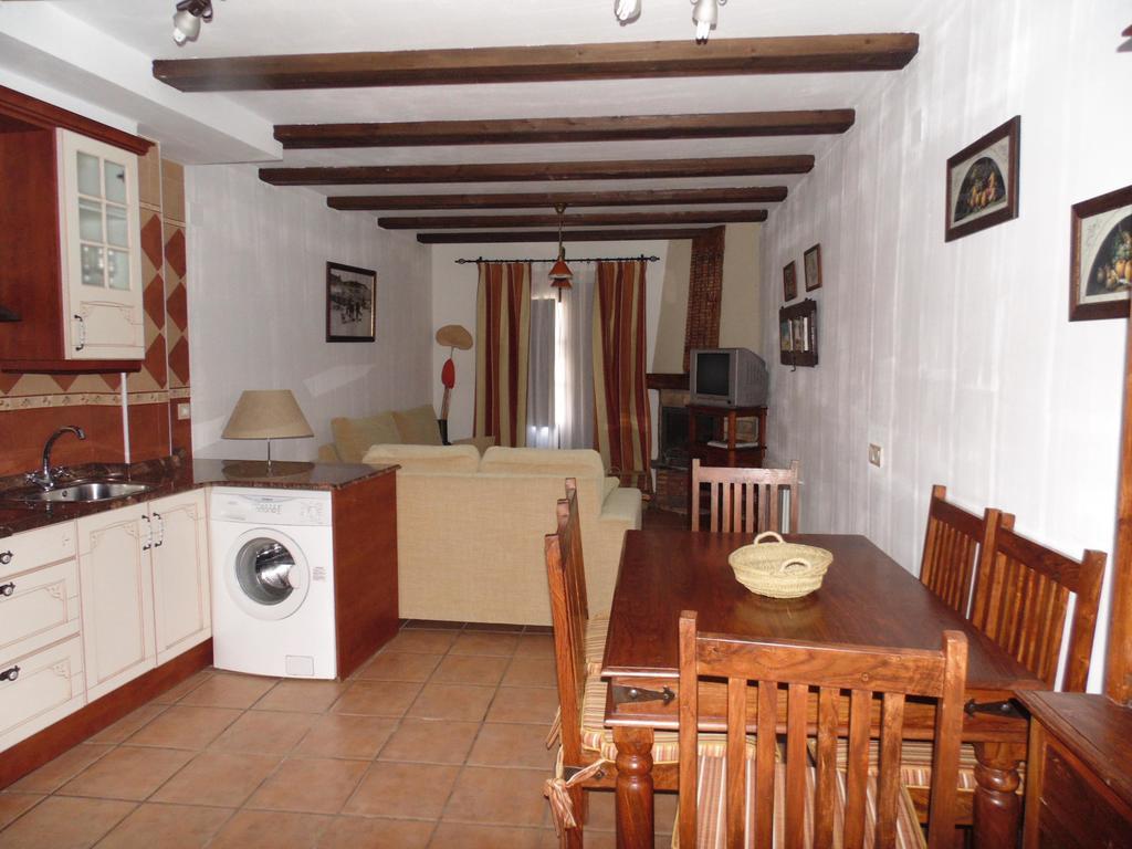 Apartamentos Rurales La Muralla II Canete  Luaran gambar